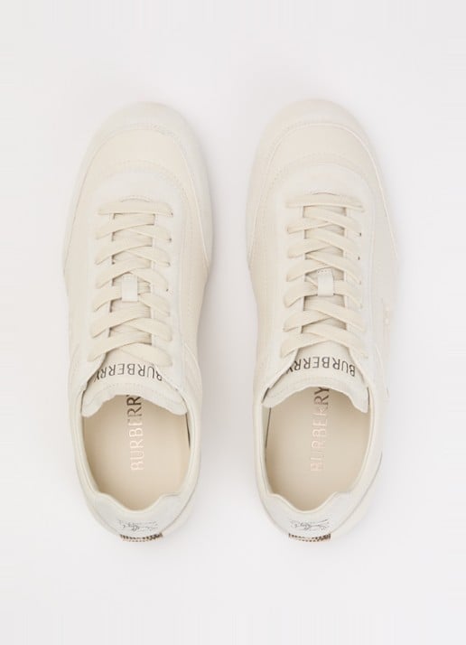Burberry Knight sneaker van leer met details van suède - detail 2 creme