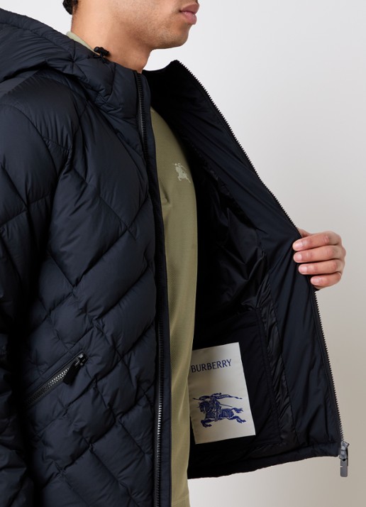 Burberry Quilted jack met donsvulling - detail 5 zwart