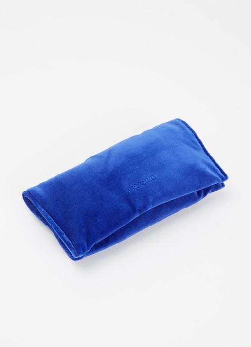 Burberry Shield zonnebril BE3162U - detail 2 cranberryrood