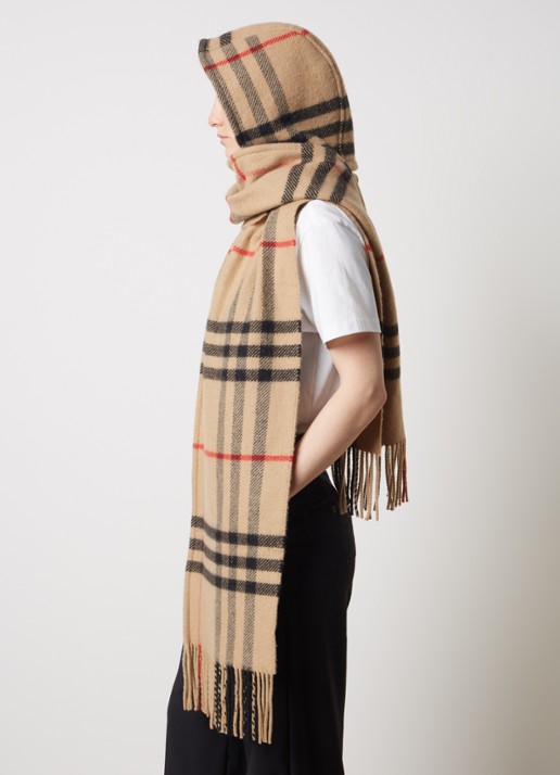 Burberry Sjaal in kasjmierblend met ruitdessin en capuchon 210 x 30 cm - voorkant 2 beige