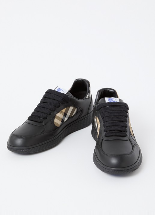 Burberry Terrace sneaker van kalfsleer met ruitdessin - detail zwart