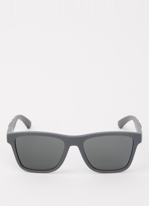 Burberry Wayfarer zonnebril BE4482U - detail zwart