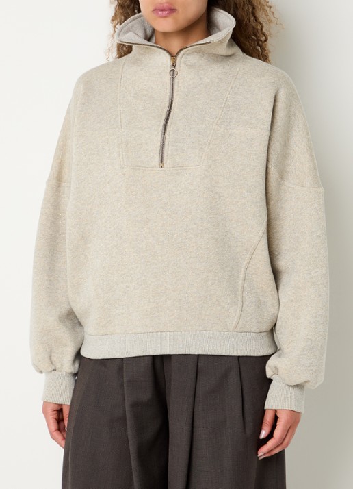 by-bar Roos sweater met opstaande kraag en halve rits - detail beige