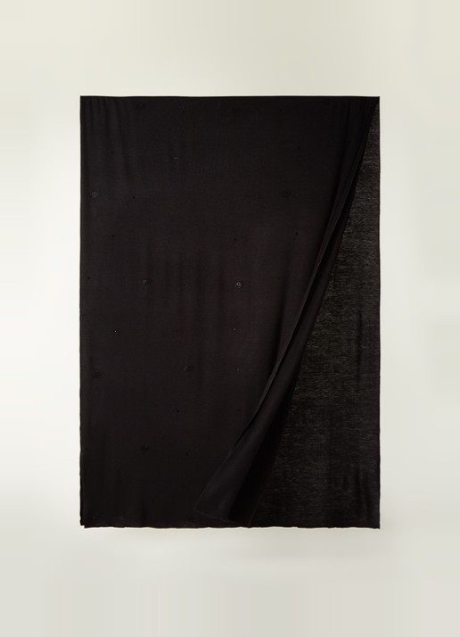 BYLIMA Initials sjaal met strass 190 x 60 cm - detail 3 black / zwart