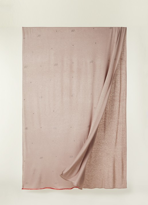 BYLIMA Initials sjaal met strass 190 x 60 cm - detail sand / zand