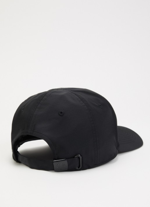 C.P. Company Chrome pet met logoborduring  - detail 2 zwart