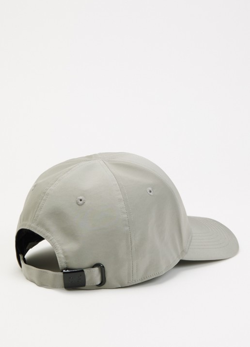 C.P. Company Chrome pet met logoborduring  - detail 2 beige
