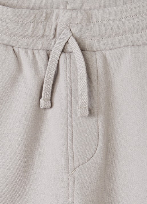 C.P. Company Loose fit korte joggingbroek met klepzak - detail grijs