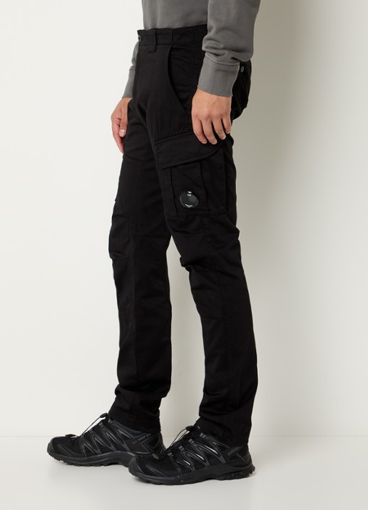 C.P. Company Slim fit cargobroek met klepzakken en logo - detail 3 zwart