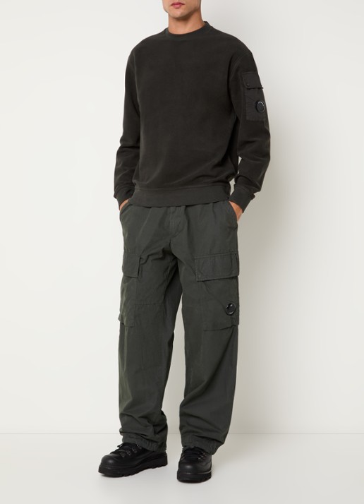 C.P. Company Sweater met logo - voorkant 2 bronsgroen