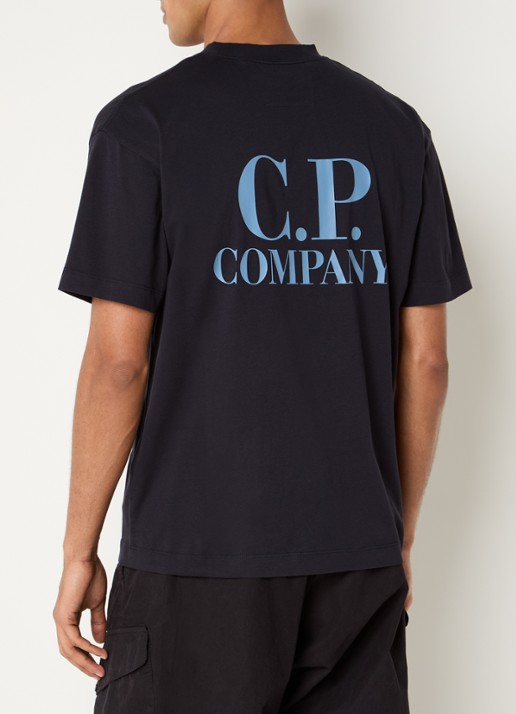 C.P. Company T-shirt met logo en backprint - detail donkerblauw