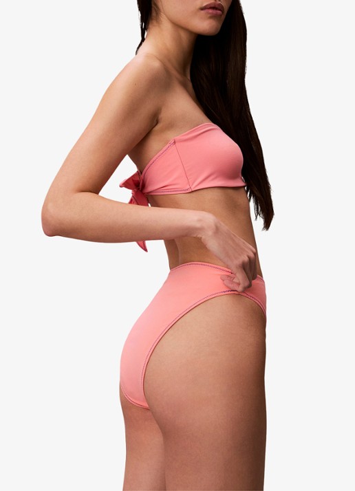 Calvin Klein Bikinislip met logo - achterkant 3 koraalroze