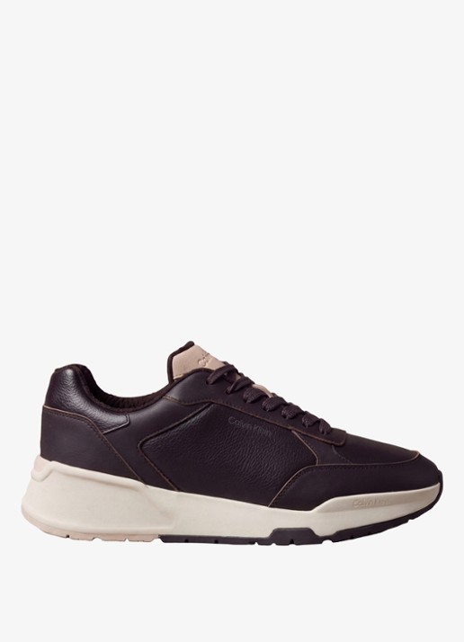 Calvin Klein Chunky Dad sneaker van leer met logo - voorkant aubergine