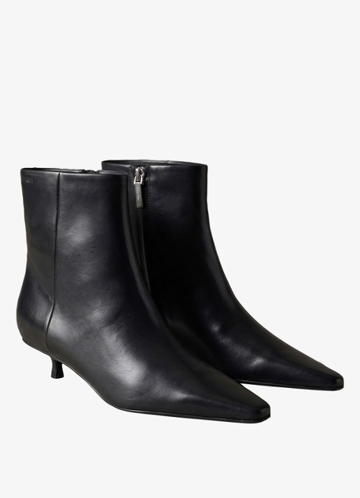 Calvin Klein Enkellaarsje van leer - detail 3 zwart