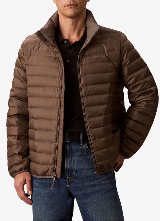 Calvin Klein Gewatteerde jas met opstaande kraag - detail bruin