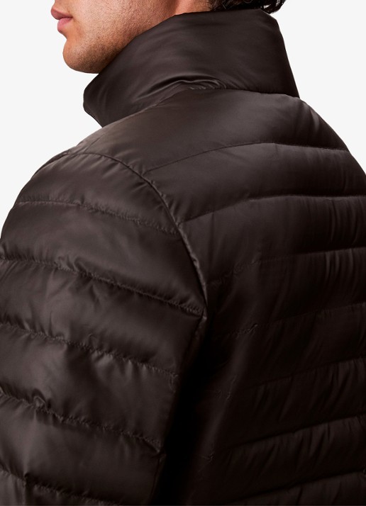 Calvin Klein Gewatteerde jas met opstaande kraag - detail 6 zwart