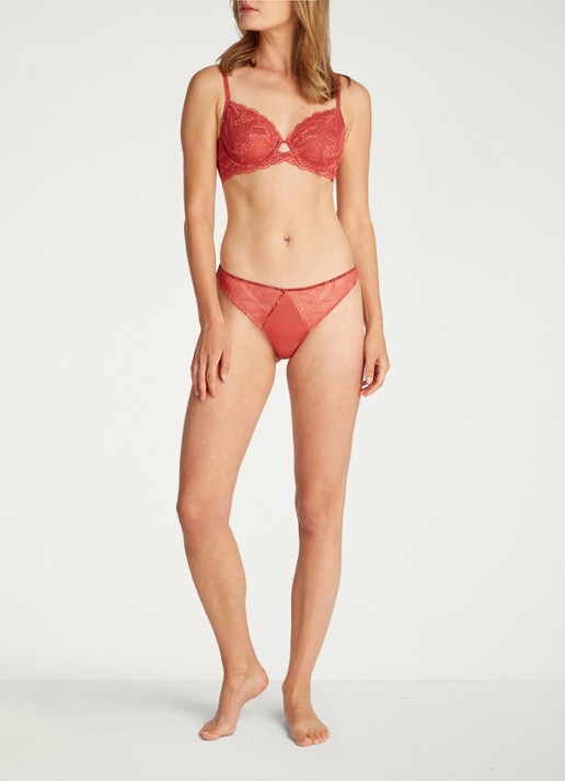Calvin Klein Instinct string van kant - detail 4 steenrood