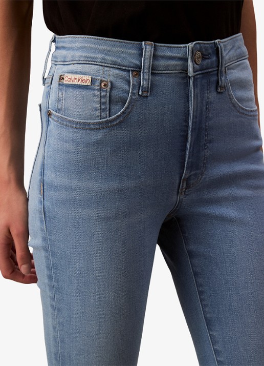 Calvin Klein Mid waist skinny jeans met lichte wassing - detail 4 indigo