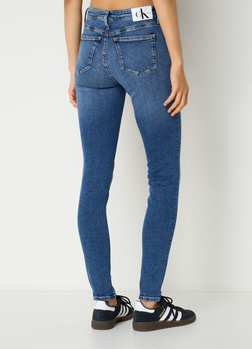 Calvin Klein Mid waist skinny jeans met medium wassing - achterkant indigo