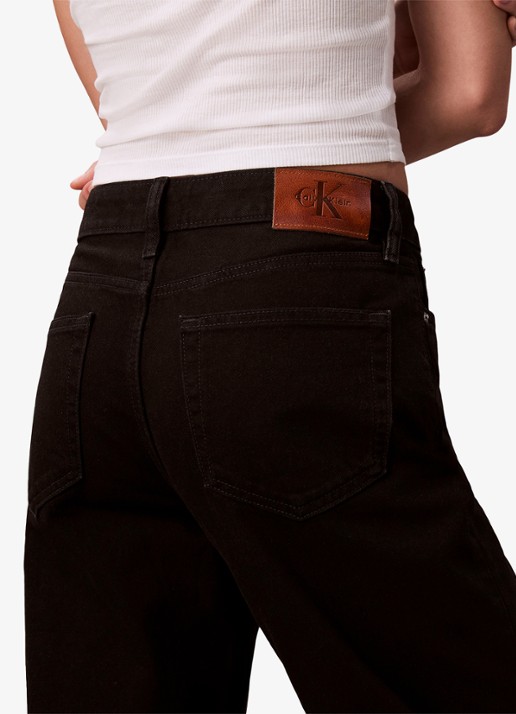 Calvin Klein Mid waist straight leg jeans met steekzakken - detail 4 zwart