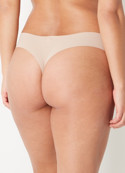 Calvin Klein Naadloze string - achterkant 6 donkerbeige