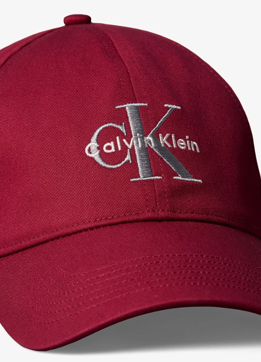 Calvin Klein Pet met borduring - voorkant 2 rood