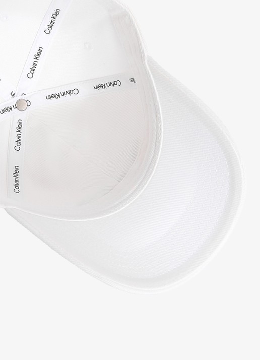 Calvin Klein Pet met logoborduring - detail 3 wit