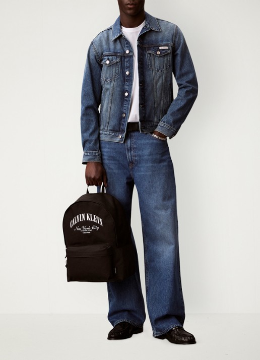 Calvin Klein Rugzak met logo - voorkant 4 zwart