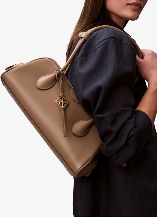 Calvin Klein Schoudertas met logo - detail 4 desert taupe-vfu /  beige