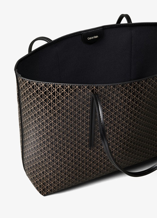 Calvin Klein Schoudertas met logoprint en uitneembaar etui - detail 3 zwart