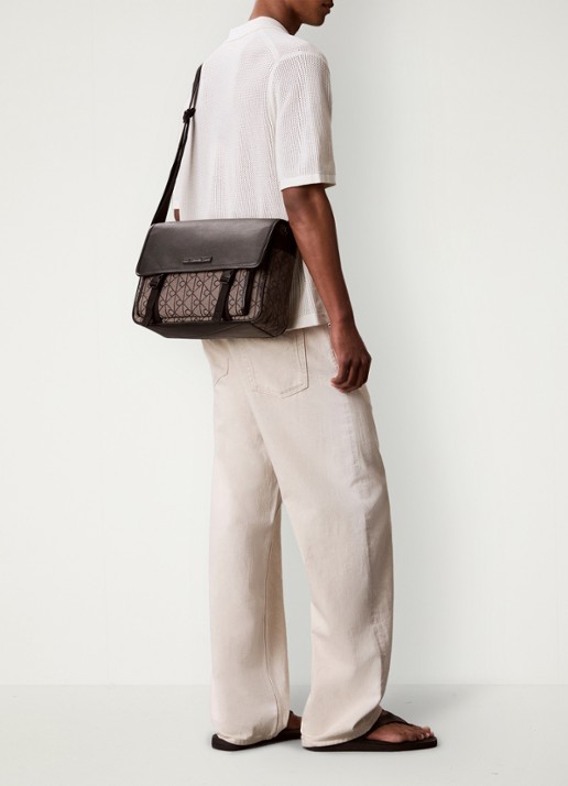 Calvin Klein Schoudertas met logoprint - voorkant 2 zwart