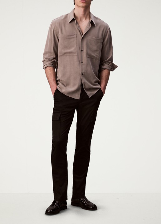 Calvin Klein Slim fit cargobroek met klepzakken - voorkant 2 zwart