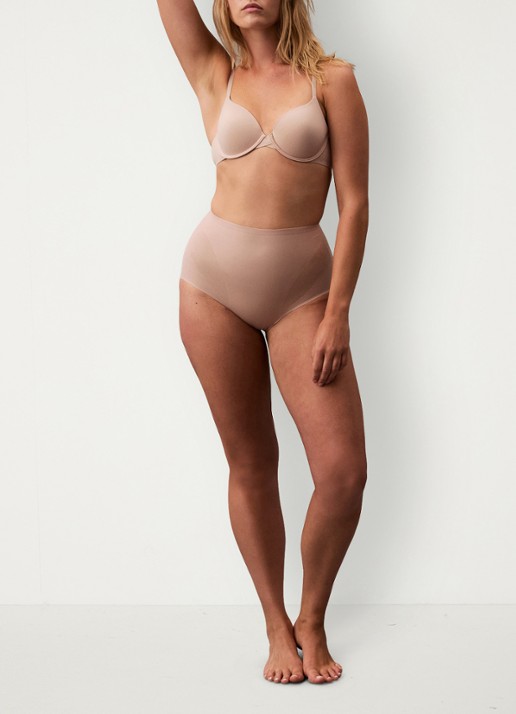 Calvin Klein Stay Put Stretch high wisted corrigerende slip - voorkant 6 beige