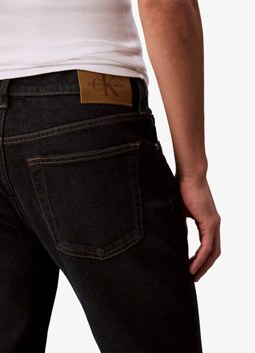 Calvin Klein Straight leg jeans met steekzakken - detail donkerblauw