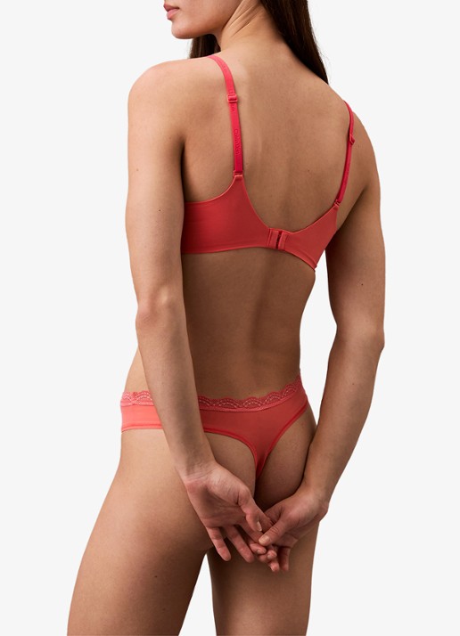 Calvin Klein String met kant - achterkant roze