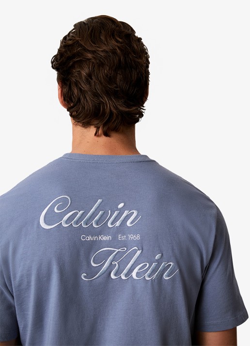 Calvin Klein T-shirt met logo- en backprint - detail 3 dusty sailor blue-c4i /  blauw