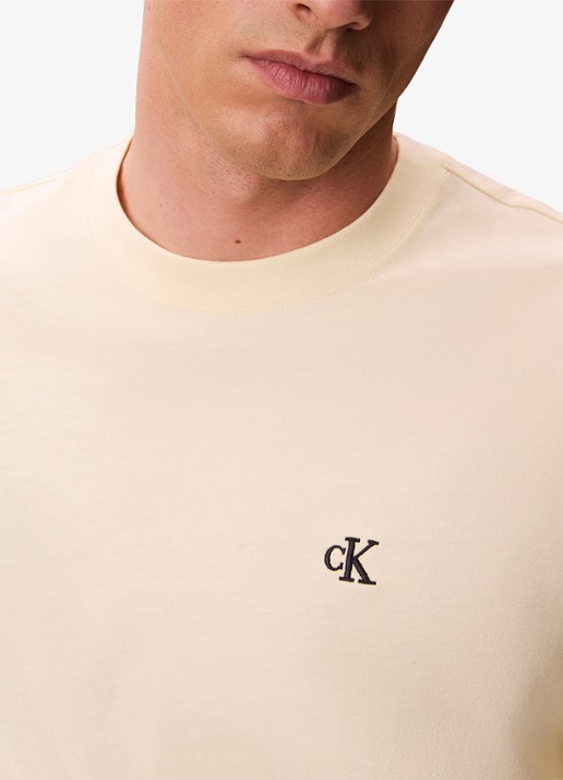 Calvin Klein T-shirt met logoborduring - detail 3 pear sorbet-zrk/ geel