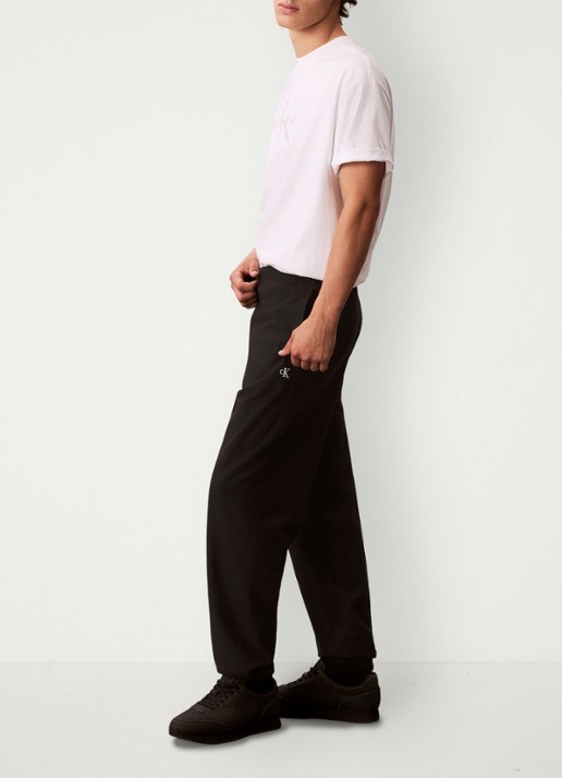 Calvin Klein Tapered fit joggingbroek met logo - detail 5 zwart
