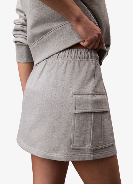 Calvin Klein Terry Cargo minirok met klepzakken - detail 3 grijsmele