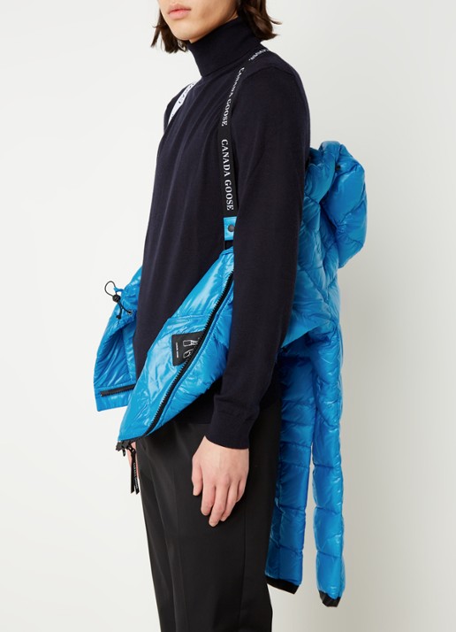 Canada Goose Crofton puffer jack met capuchon en donsvulling - detail 6 blauw