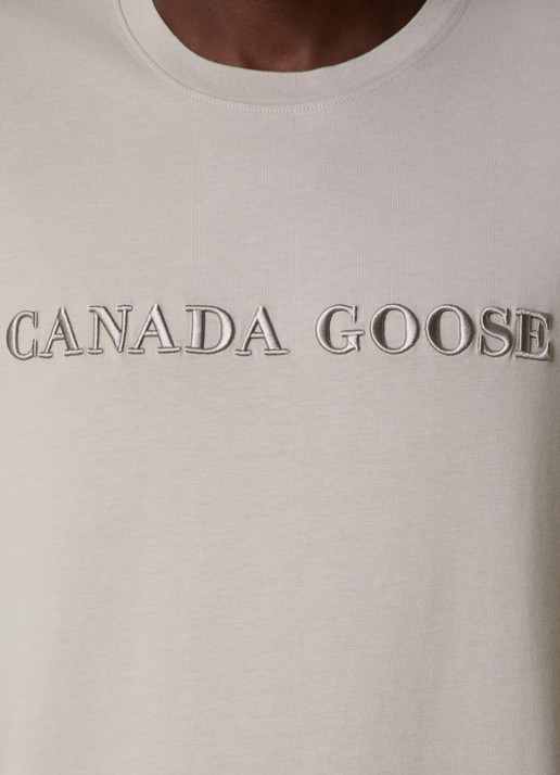 Canada Goose Emersen T-shirt met logoborduring - detail 2 donkerbeige