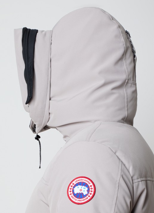 Canada Goose Macmillan gewatteerde parka met donsvulling en steekzakken - detail 2 lichtgrijs