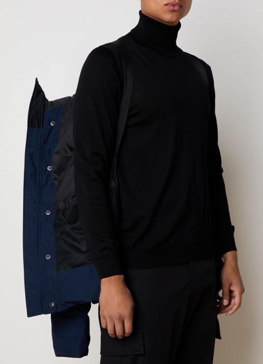 Canada Goose Macmillan gewatteerde parka met donsvulling en steekzakken - detail 3 donkerblauw