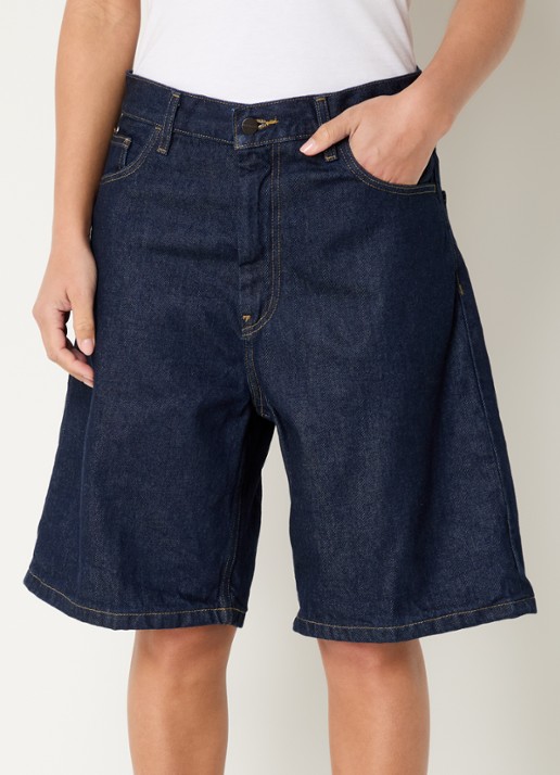 Carhartt WIP Brandon low waist loose fit korte broek van denim met donkere wassing