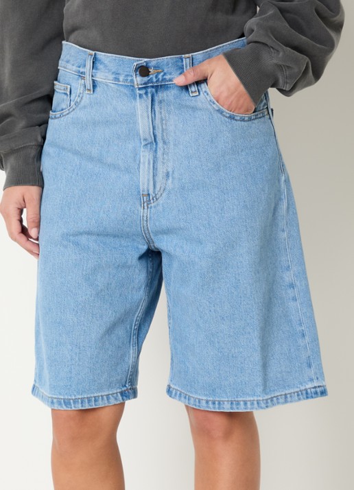 Carhartt WIP Brandon low waist wide fit korte broek van denim
