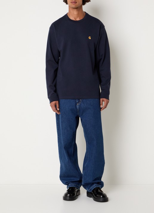 Carhartt WIP Chase longsleeve met logoborduring - voorkant 4 donkerblauw