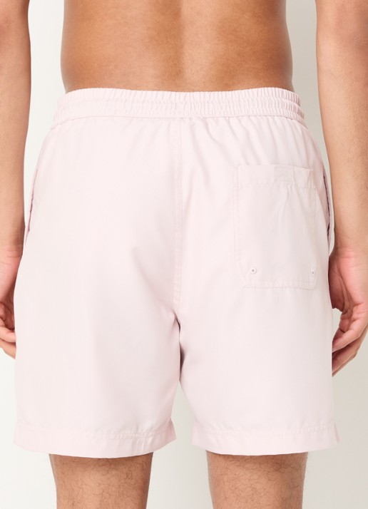 Carhartt WIP Chase zwemshorts met steekzakken en logo - achterkant 3 zalmroze