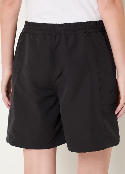 Carhartt WIP High waist straight fit korte broek met logo - achterkant zwart