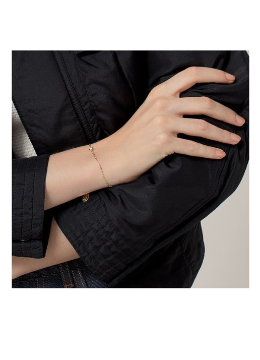 Cartier Diamants Légers armband van 18k geelgoud met diamant CRB6043300 - detail 5 geelgoud
