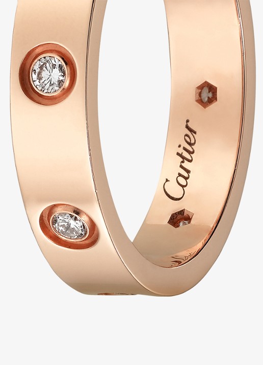 Cartier LOVE trouwring, klein model van 18 karaat roségoud met 0.19 ct diamant CRB4050800 - detail 2 roségoud